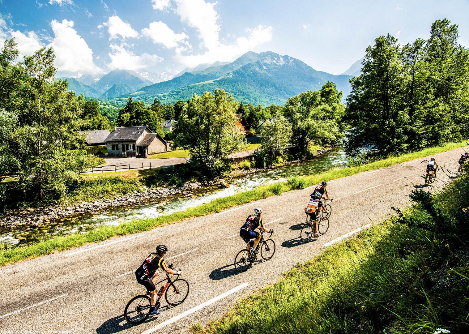 pyrenees cycling holidays