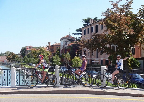 lake garda cycling holidays